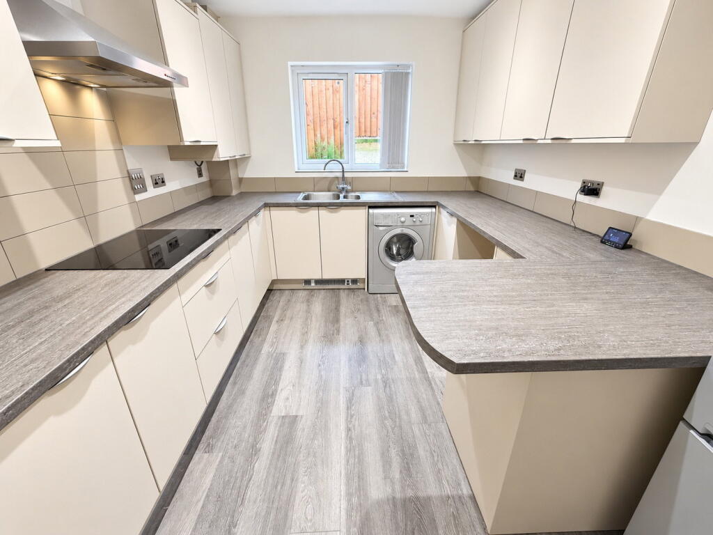 House in Dudley - View 2