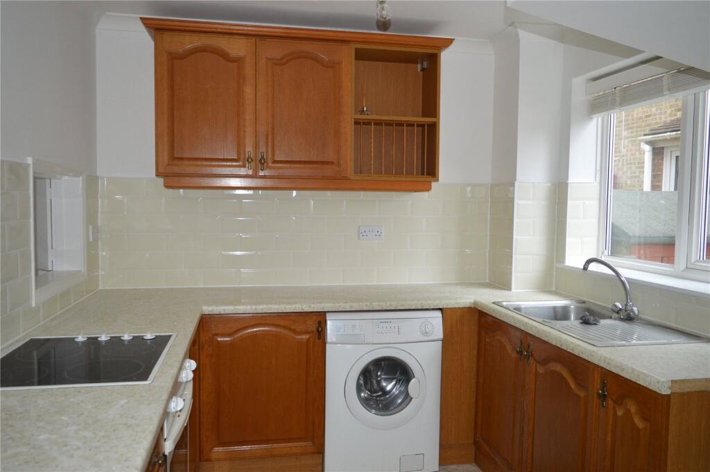 House in Dover - View 2