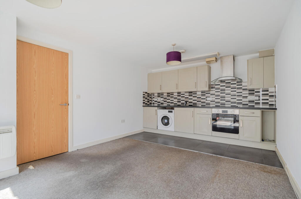 Apartment in Brighton - View 4