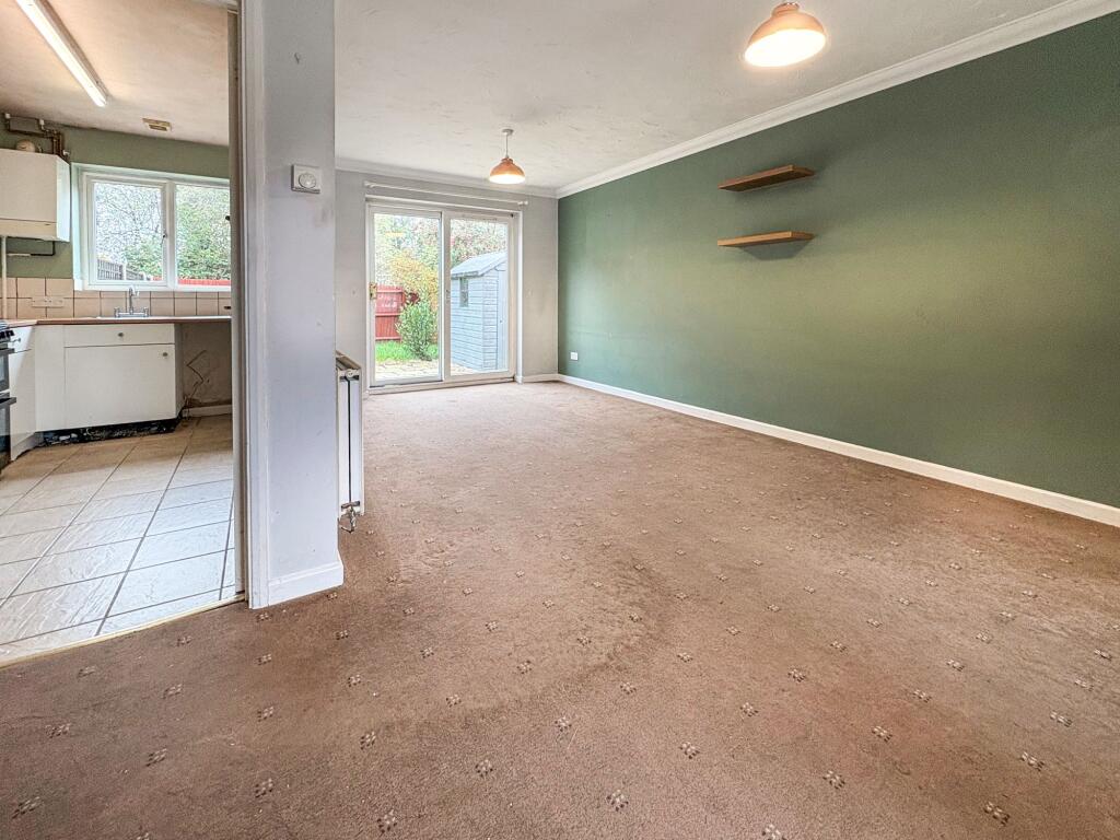 Viking Grove, Kempston, Bedford photo 3