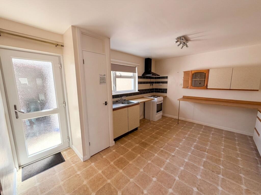 House in Truro - View 5