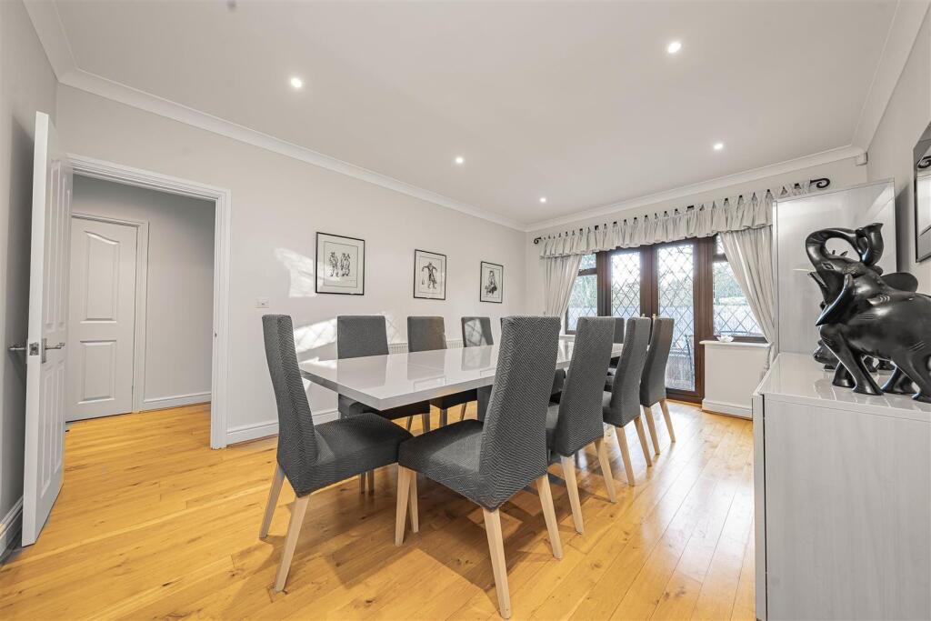 Additional image 5 of Hampstead Close, Bricket Wood, St. Albans