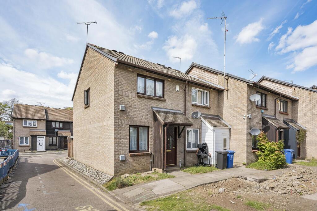 Main image of property: Pycroft Way, London