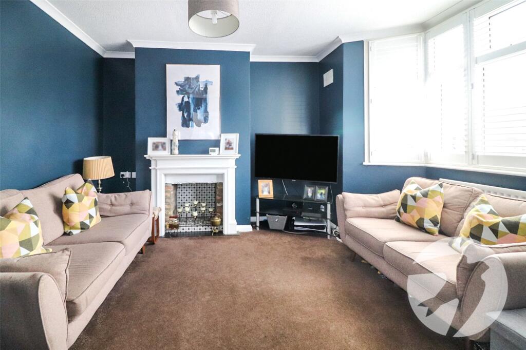 House in London - View 3