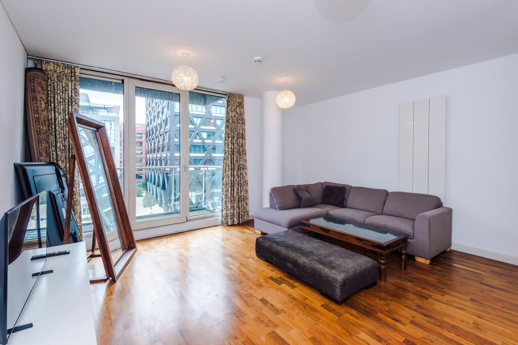 Apartment in Manchester - View 3
