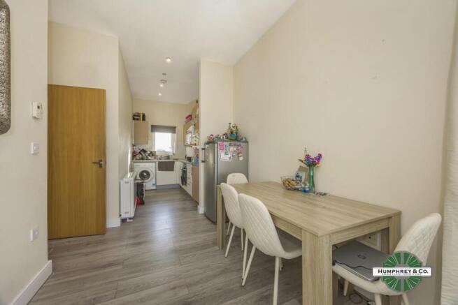 Eddleston Court Riverside Close -011.jpg