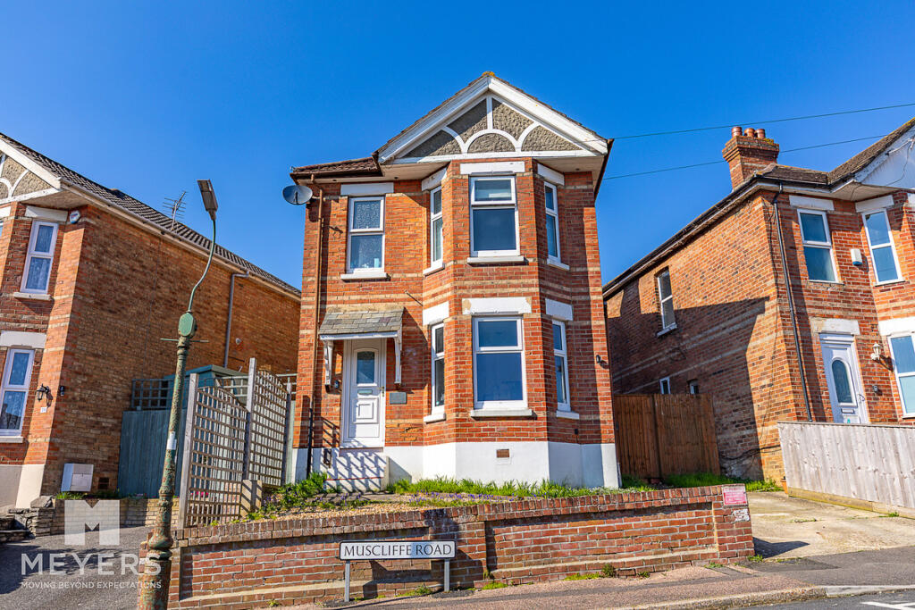 Main image of property: Muscliff Road, Bournemouth, BH9 1NH
