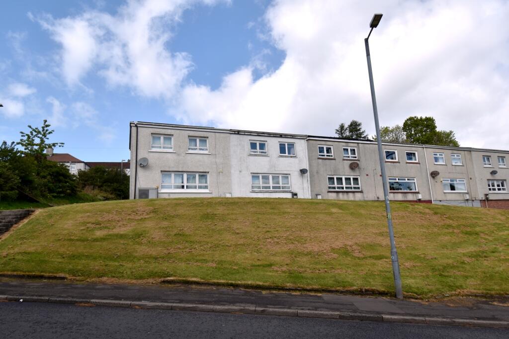 Main image of property: 221 Auchmead Road, Greenock PA16 0UP