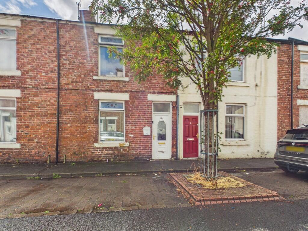 2-bed terraced on John Street, Bishop Auckland, £30,000
