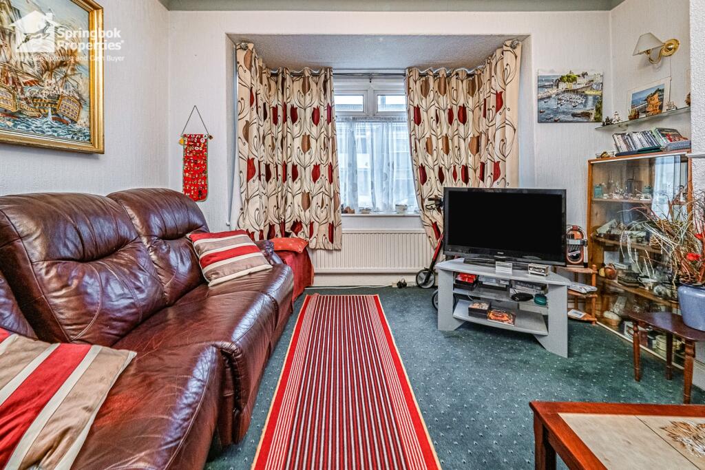 Etherington Drive, Hull, Yorkshire, East Riding photo 3