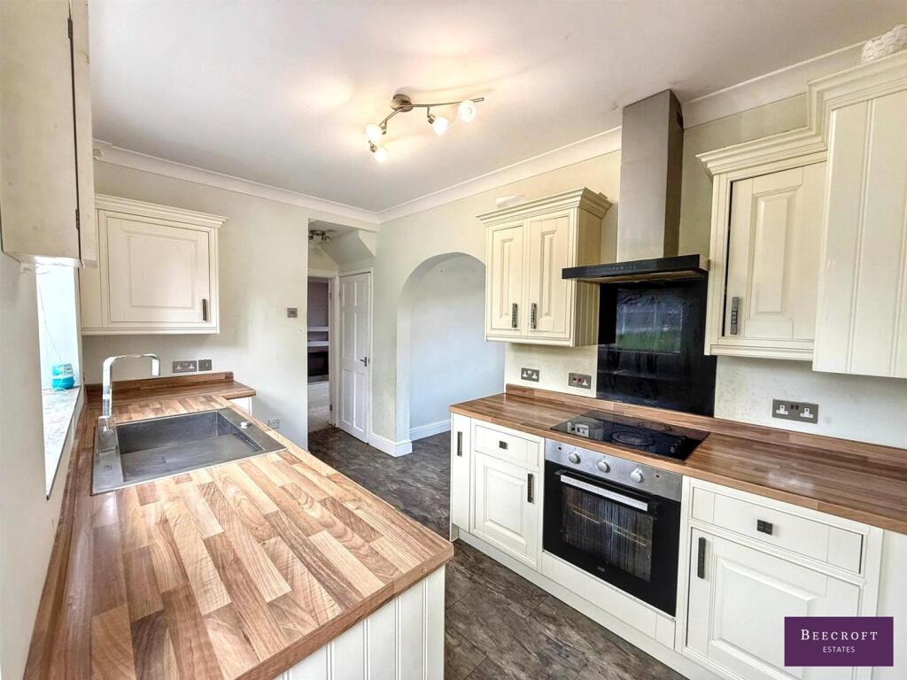 3-bed house on Pleasant Avenue, Great Houghton, Barnsley, £150,000