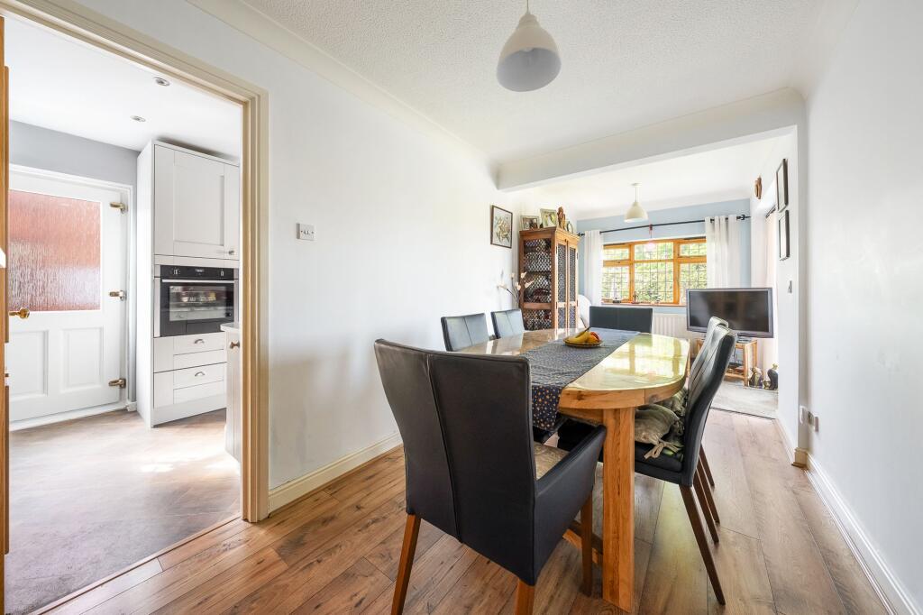 Well House Drive, Penymynydd, CH4 photo 4