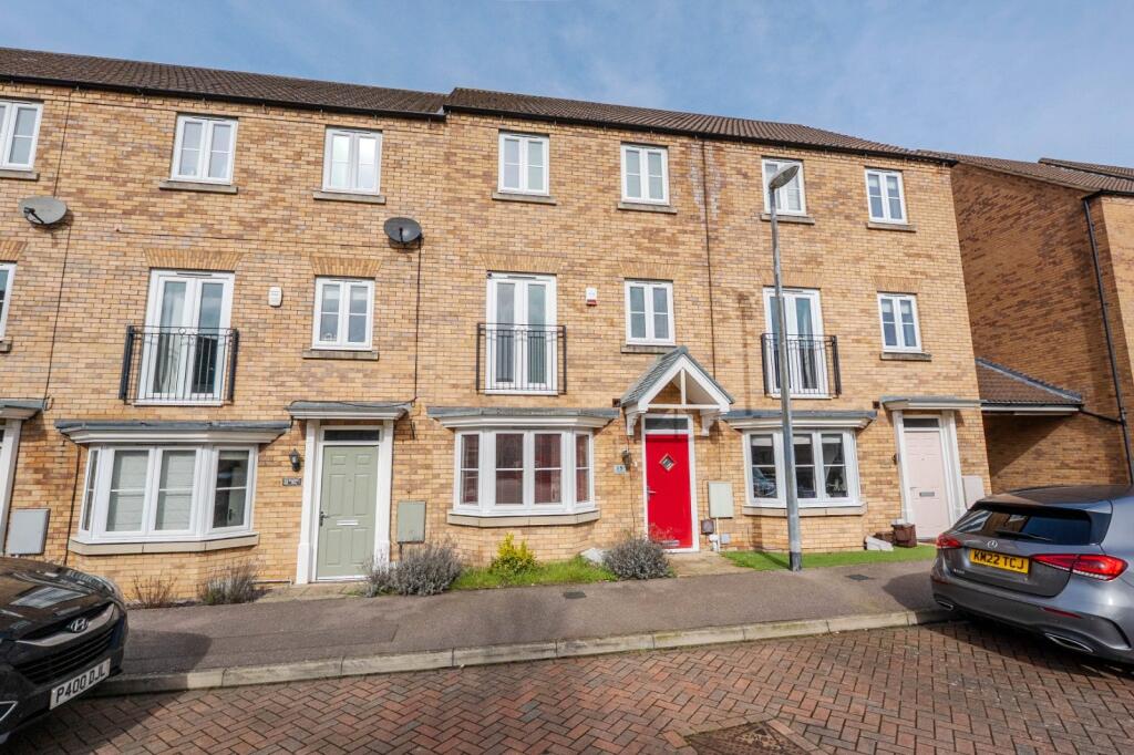 Main image of property: Kingfisher Drive, Leighton Buzzard, Bedfordshire, LU7