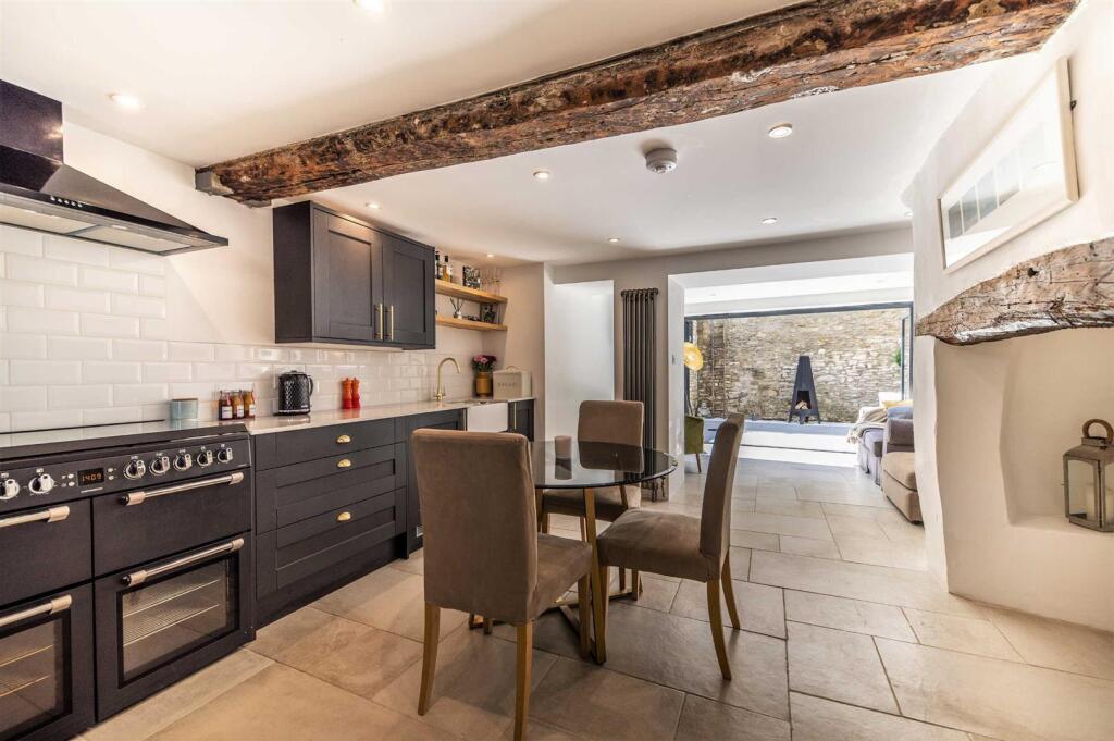 Main image of property: Oxford Street, Woodstock