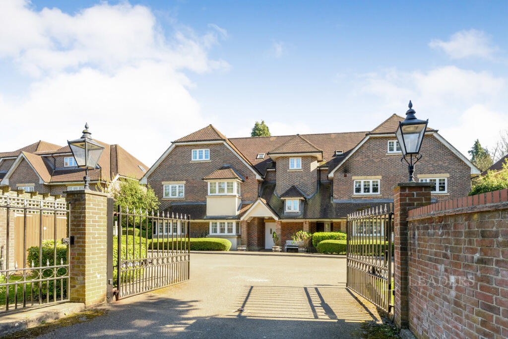 Main image of property: Kingswood Grange, Babylon Lane, Lower Kingswood, KT20