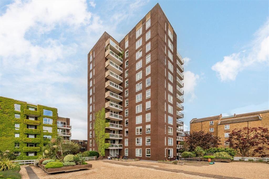 Main image of property: Holyport Road, Fulham