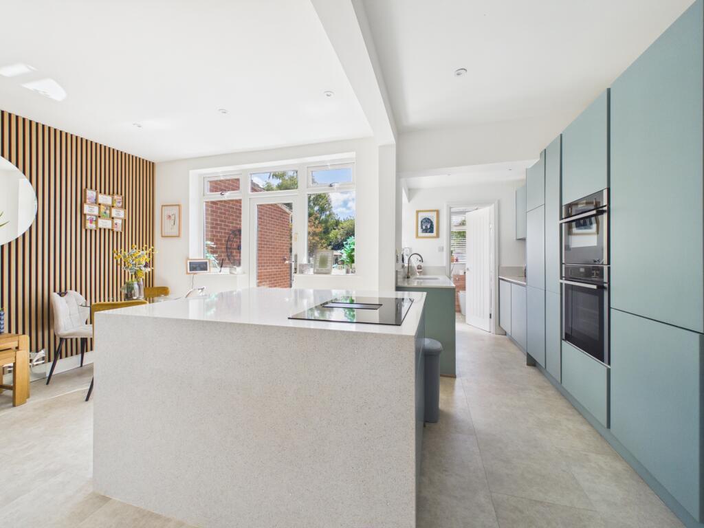 House in Hull, Kingston upon Hull - View 2