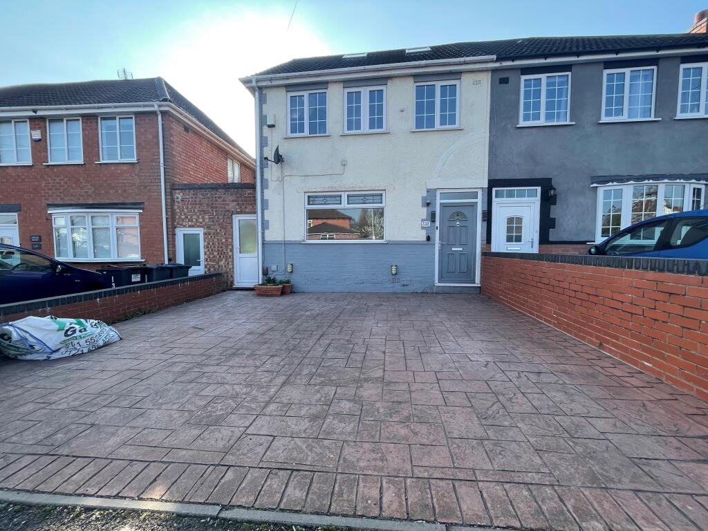 Main image of property: Worlds End Lane
