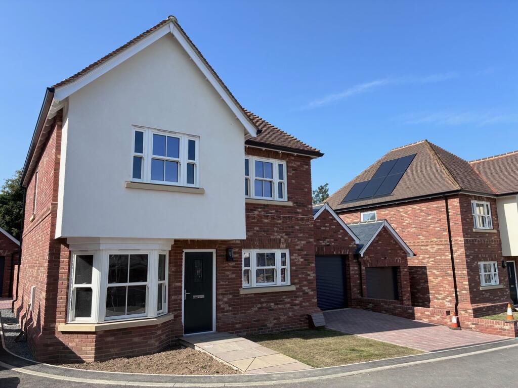 4-bed detached on Hatfield Road, Witham, CM8, £525,000