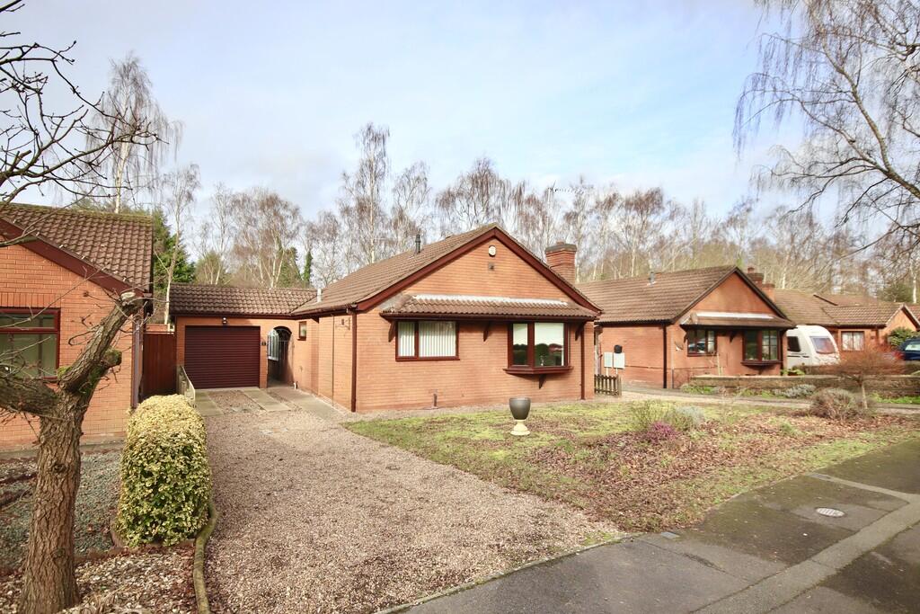 2-bed detached on Finningley Road, Lincoln, £270,000