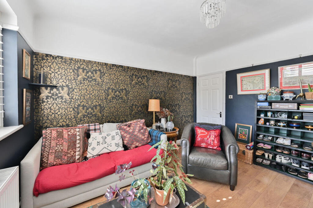 Apartment in London - View 5