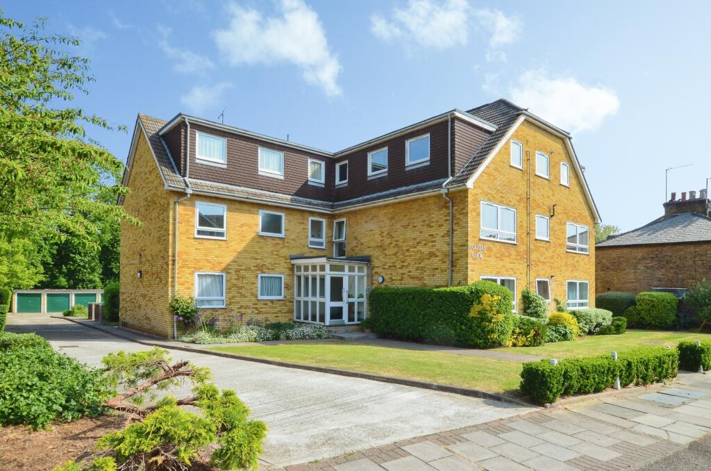 Main image of property: 54 Finchley Park, London, N12