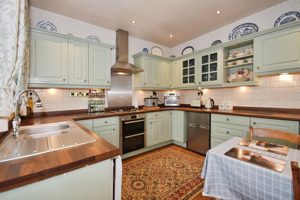 House in Derby - View 4