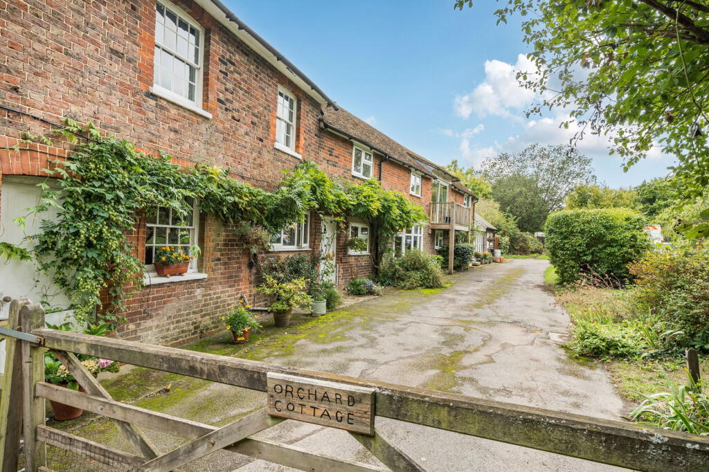 Main image of property: Alders Road, Capel, Tonbridge, TN12 6SU