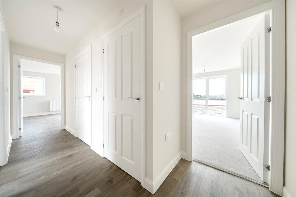 Apartment in Cambridge - View 2
