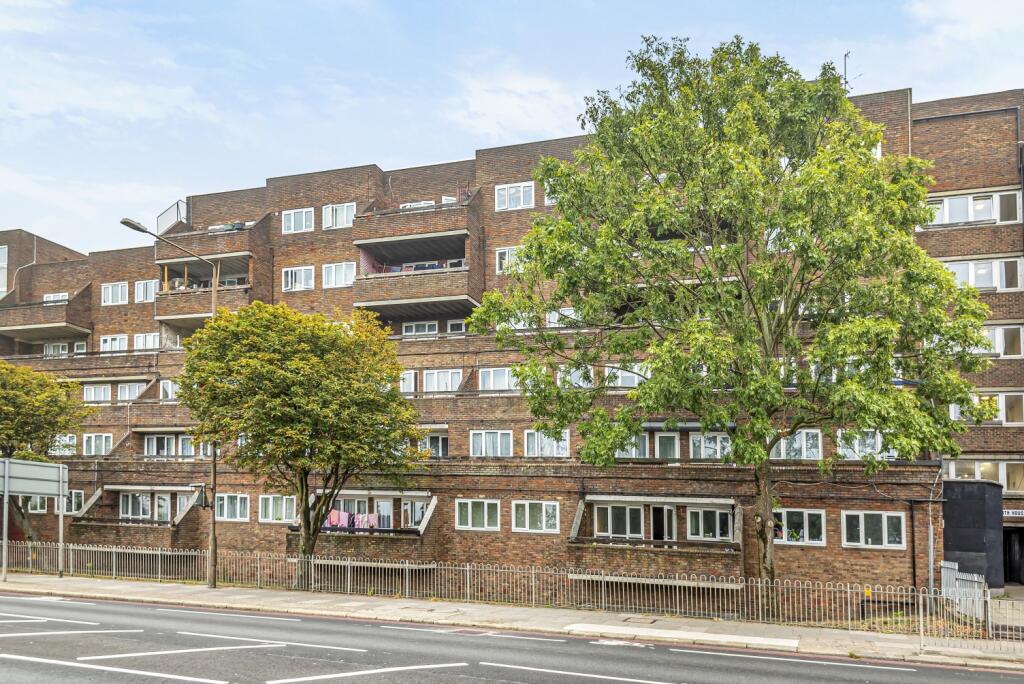 Main image of property: Woolwich Common, Woolwich