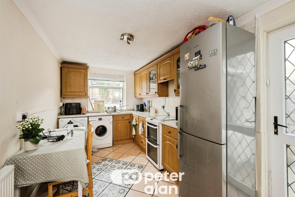 House in Neath - View 4