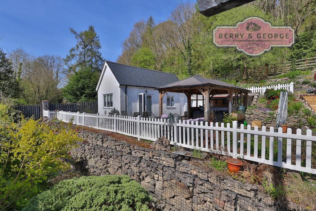 Denbigh Road, Hendre, CH7 5QQ - View 2