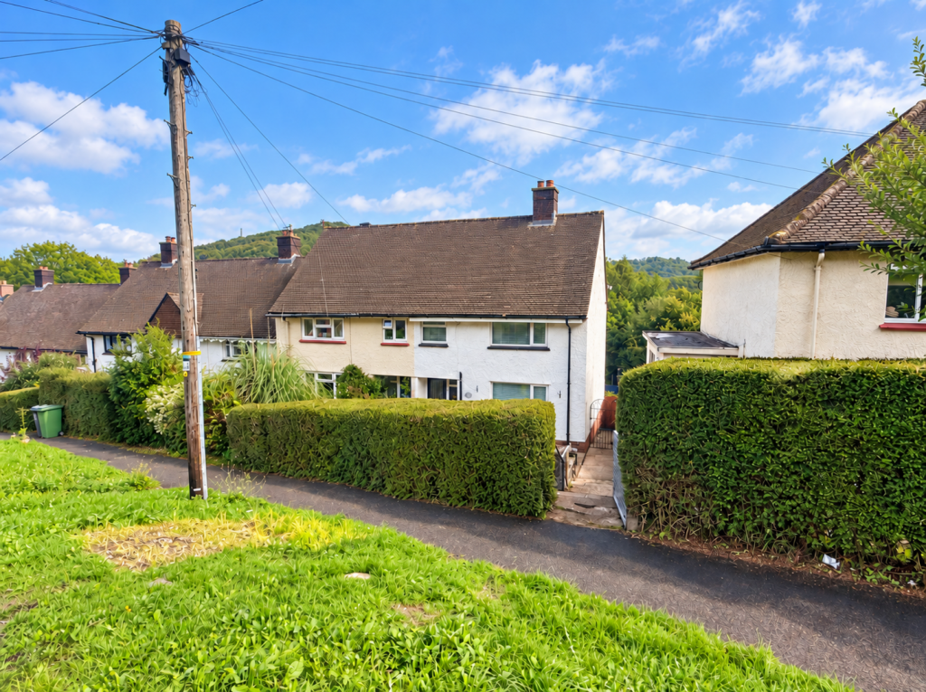 Main image of property: Garth Olwg, Gwaelod-Y-Garth, Cardiff