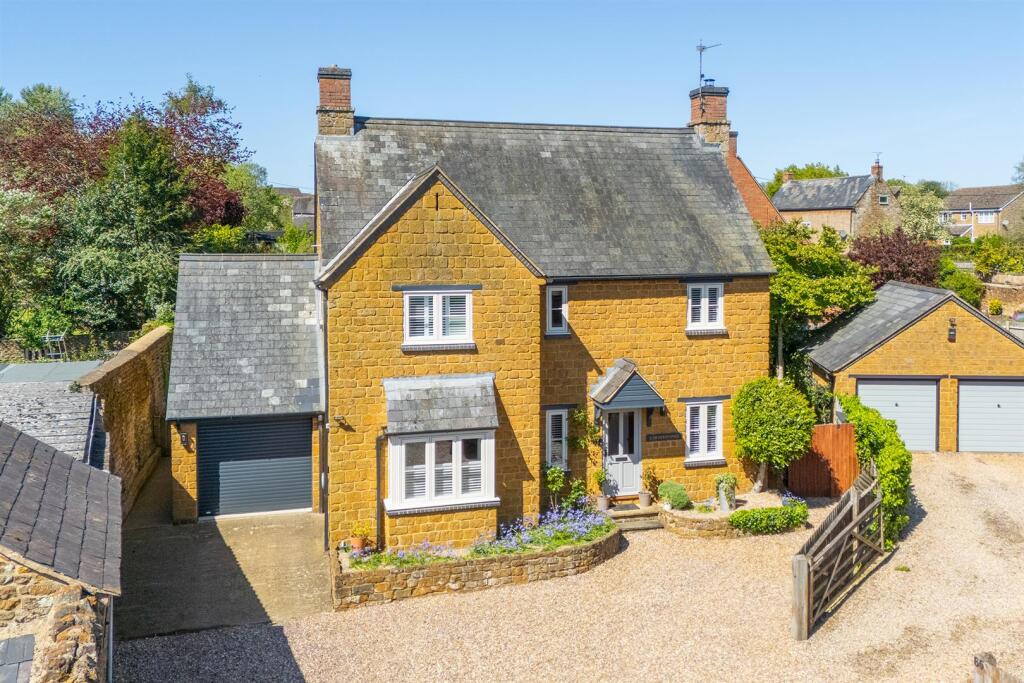 House in Eydon, West Northamptonshire - View 5