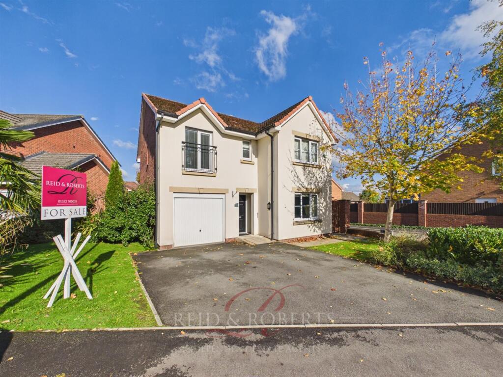 Main image of property: Llys Ambrose, Mold
