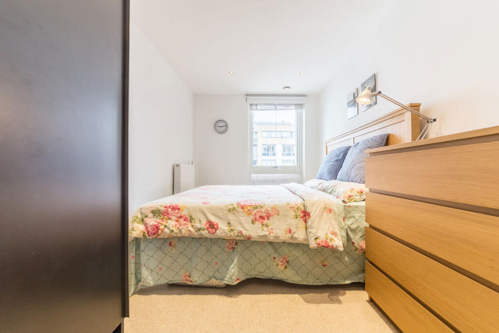 Apartment in London, New Capital Quay, Greenwich Peninsula - View 5