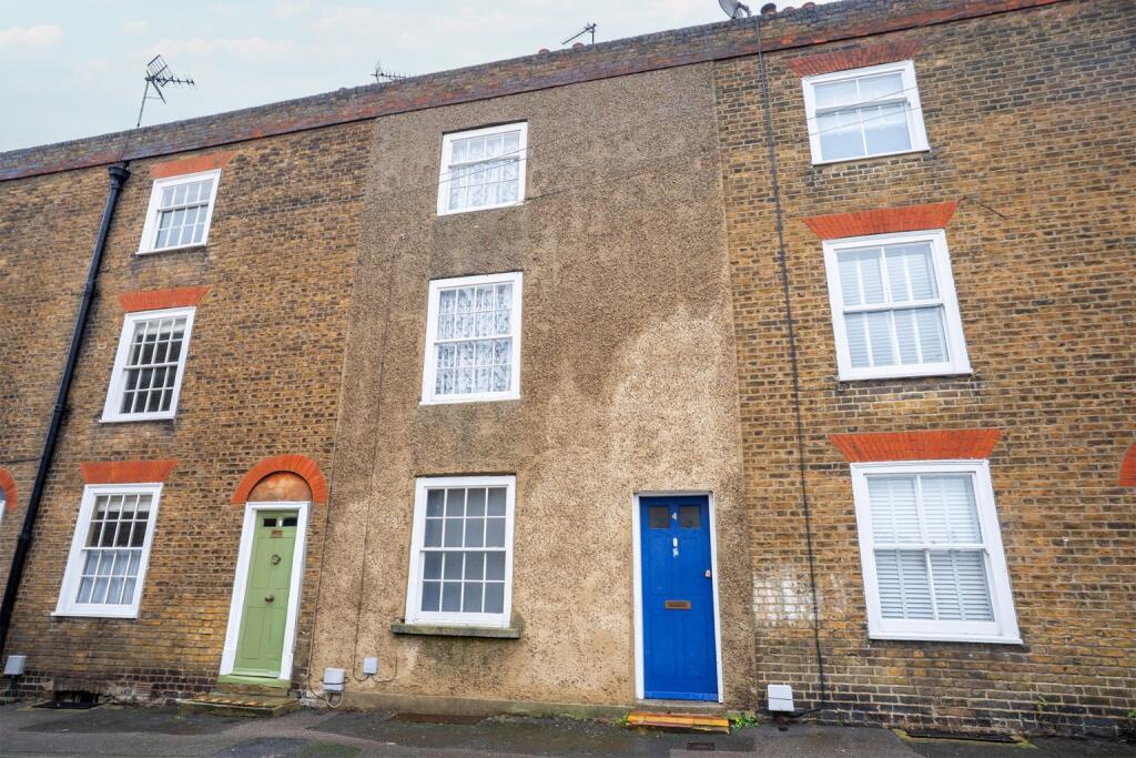 Main image of property: East Terrace, Gravesend, DA12