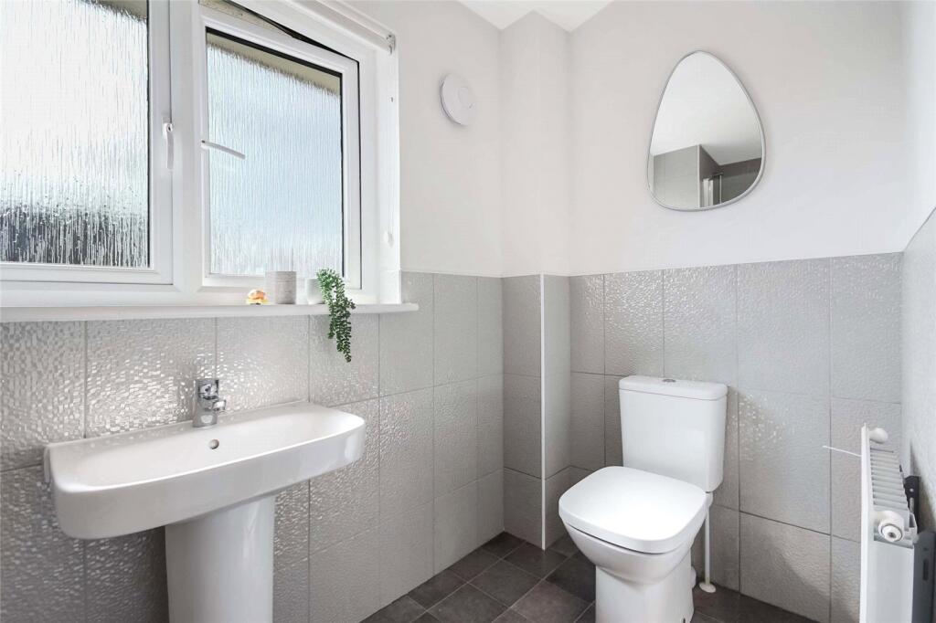 House in Cambuslang, Newton Farm, Newton - View 4