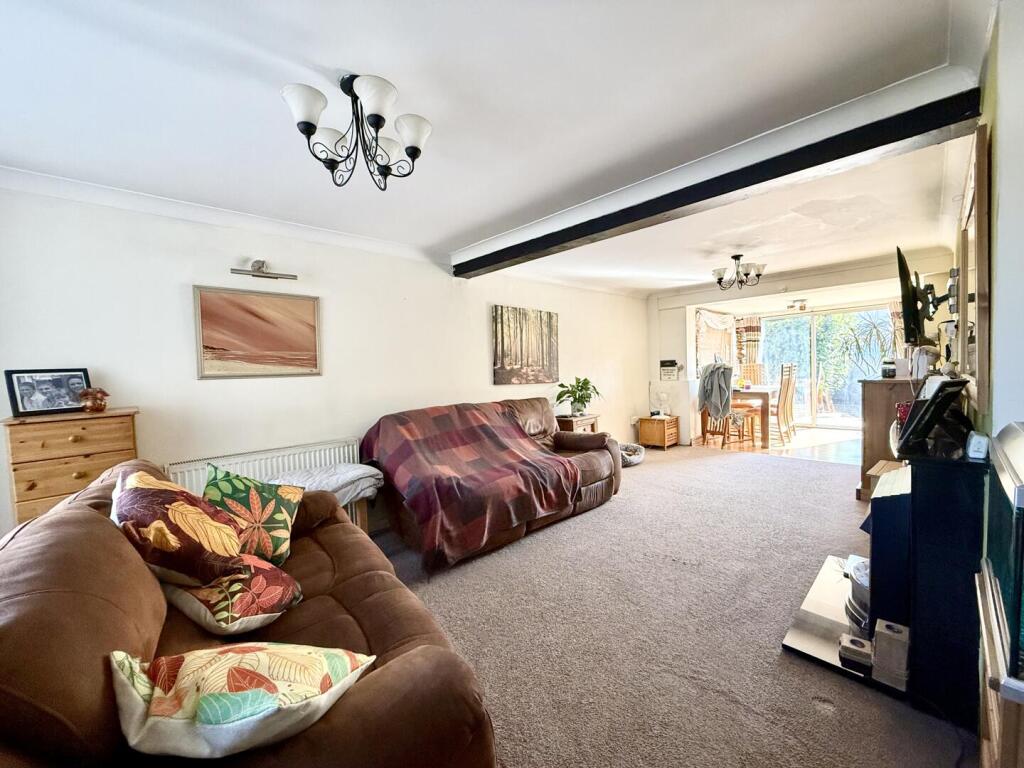 Meadowland, Christchurch photo 4