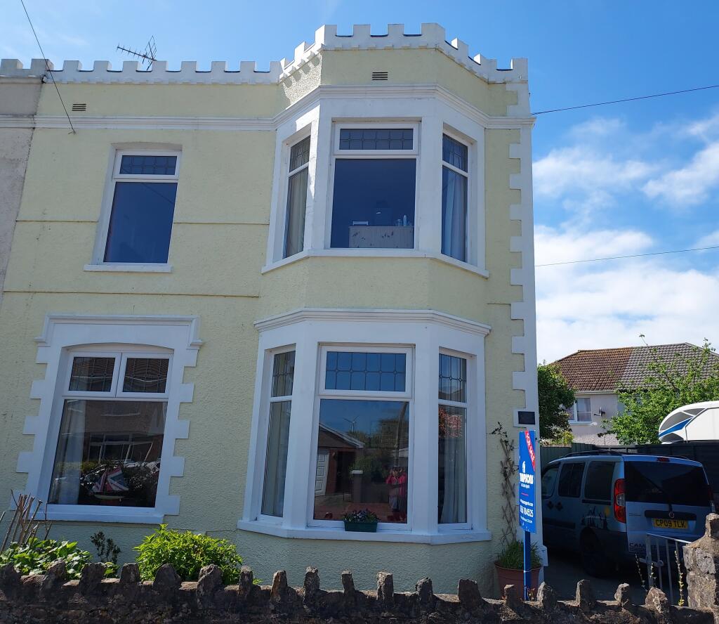 Main image of property: NEWTON NOTTAGE ROAD, PORTHCAWL, CF36 5RP