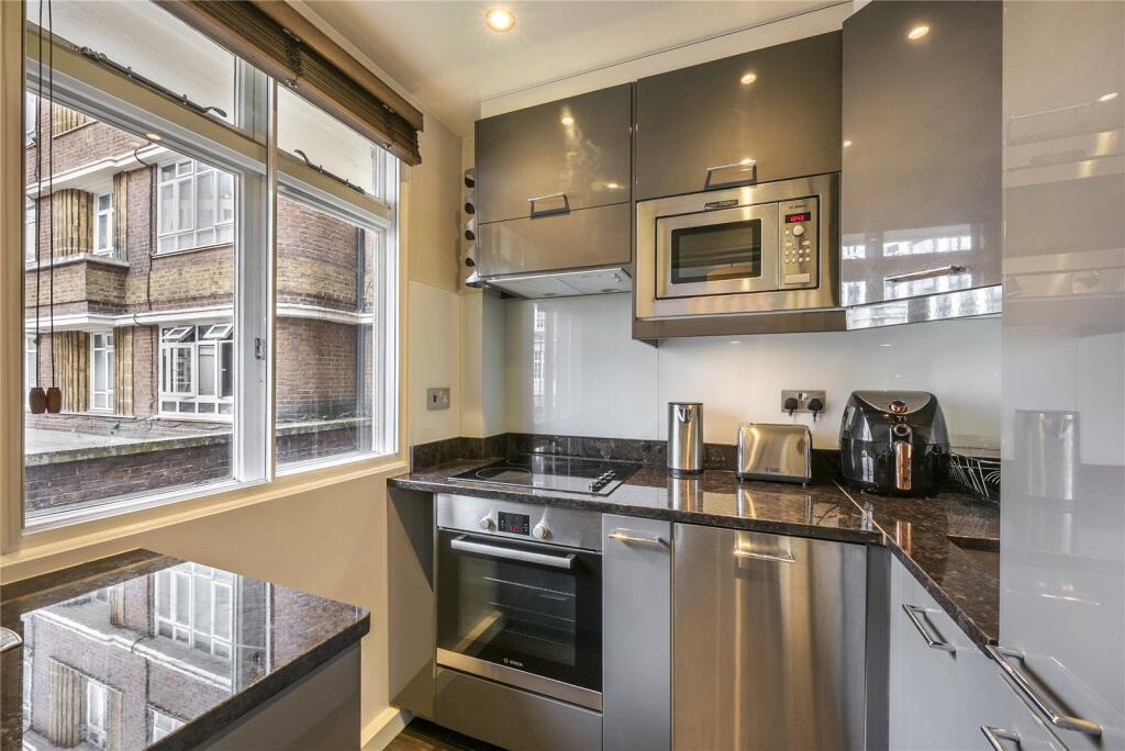 Apartment in London - View 3