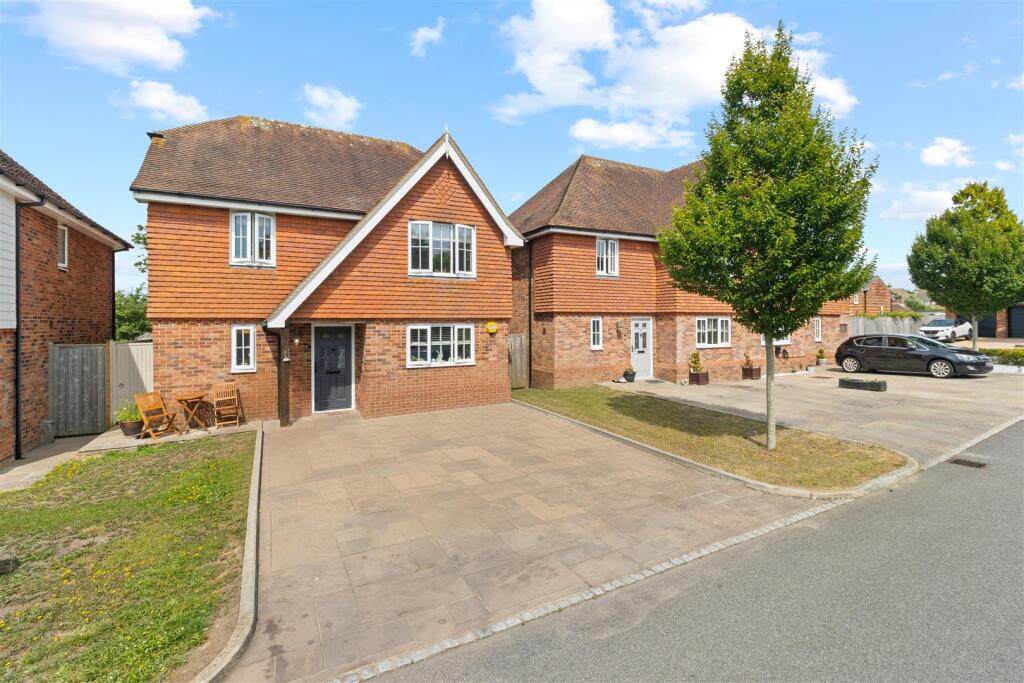 House in Wealden, Hailsham