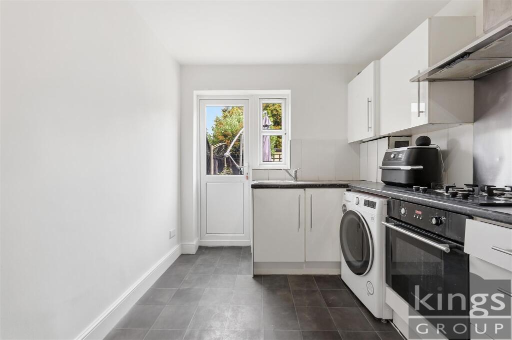 Apartment in London - View 6