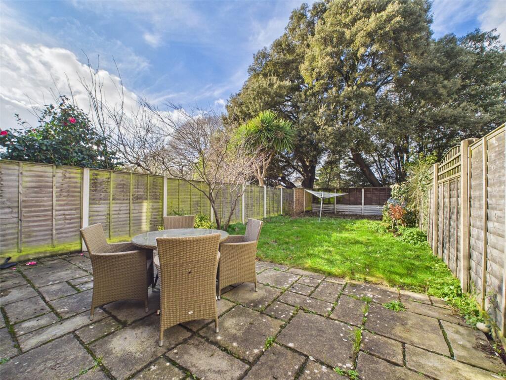 Wicklea Road, Wick, Bournemouth, Dorset, BH6 photo 4