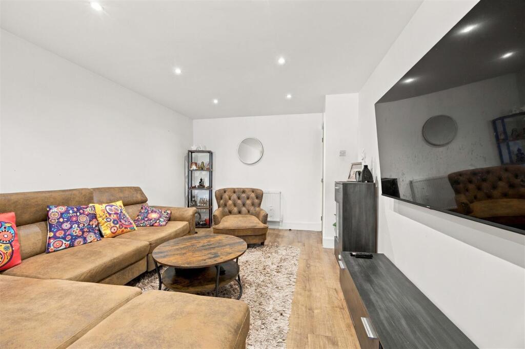 House in London - View 4