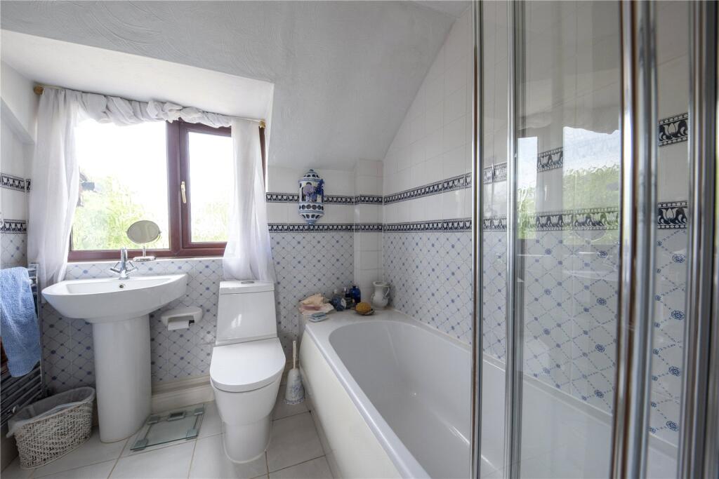 House in Wychavon, Childswickham - More
