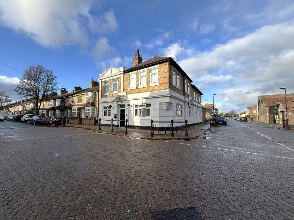 Main image of property: Rm J, The Woodston, Belsize Avenue, Woodston, PE2