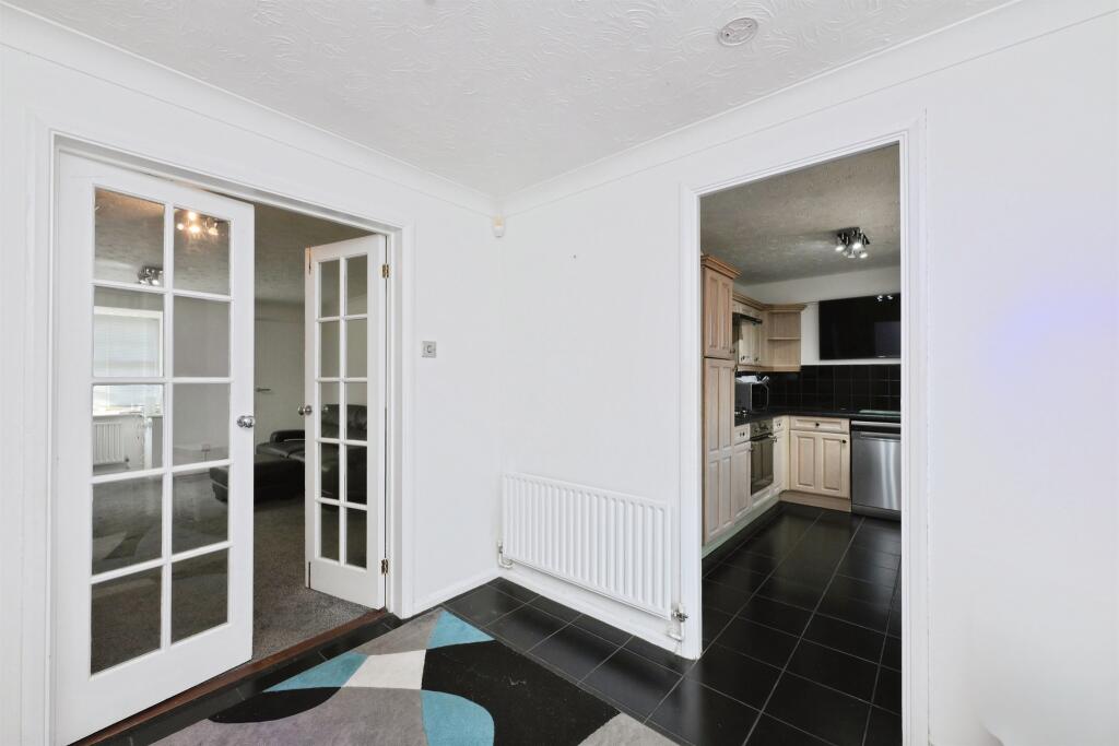 House in Epping Forest, Waltham Abbey - View 5