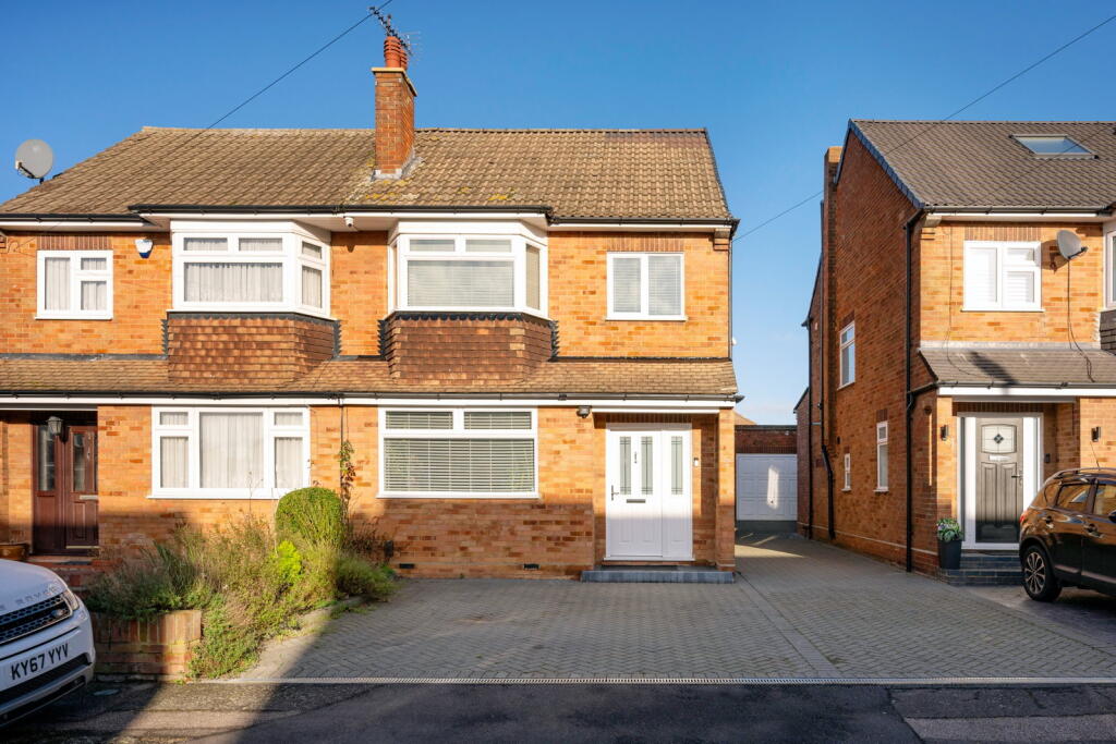 Main image of property: Kingsfield, Hoddesdon