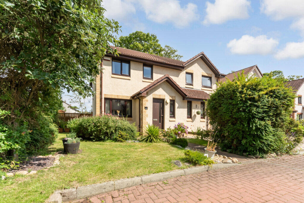 Main image of property: 7 Park Gardens, Musselburgh, EH21 7JY